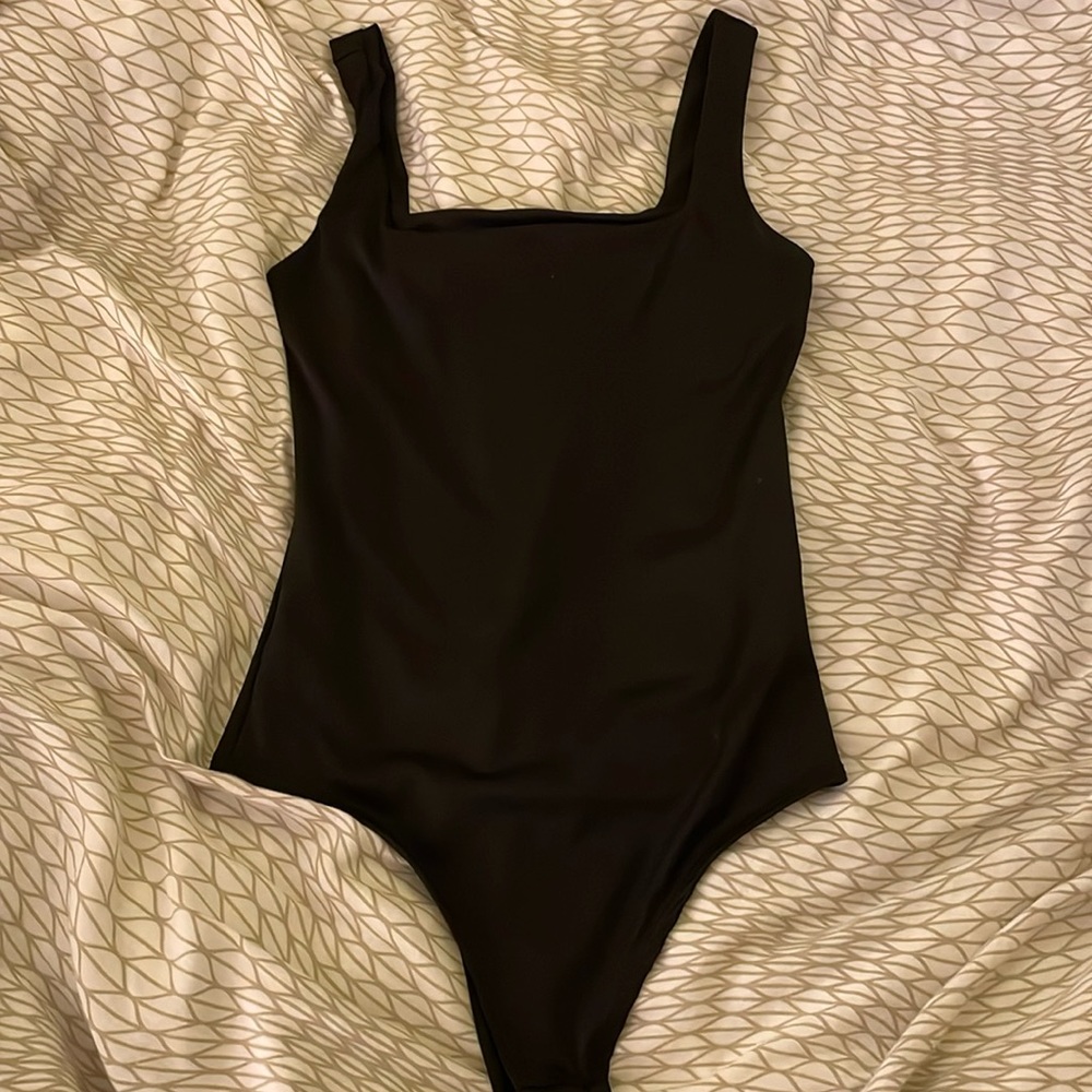 Square neck black bodysuit